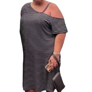 SHEIN Asymmetrical Black and White Casual Dress Fits like a 2X